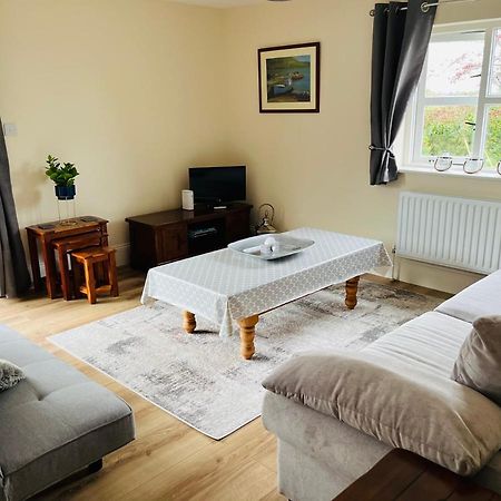 Hillcrest Lodge, Private Apartment On Lough Corrib, Oughterard Galway Exteriér fotografie