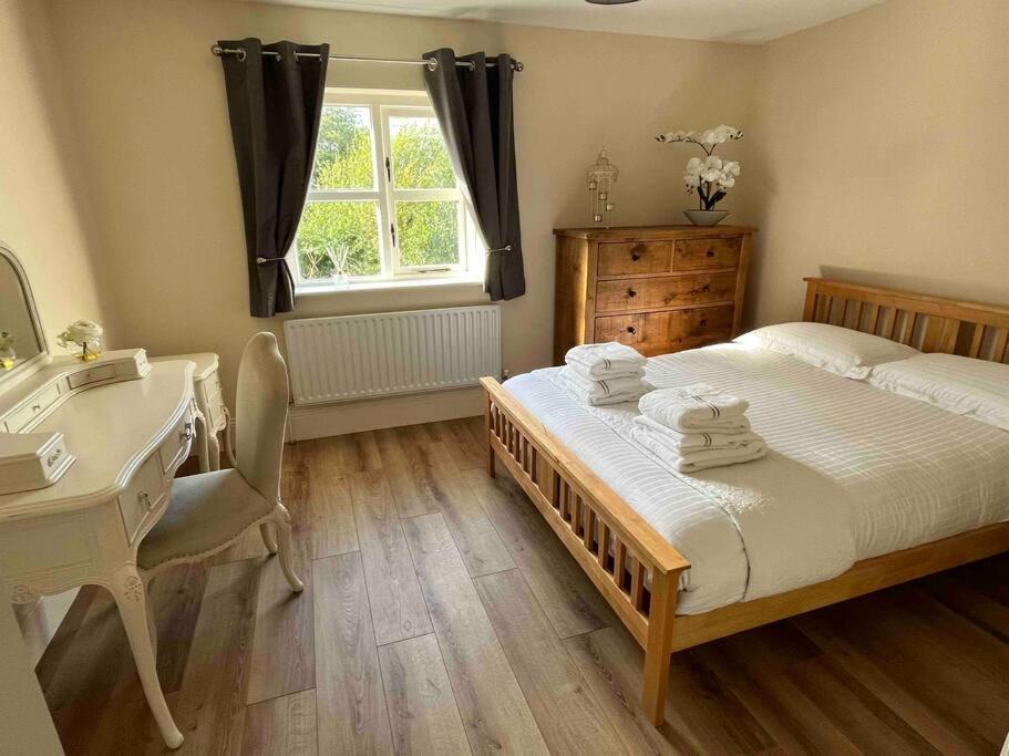 Hillcrest Lodge, Private Apartment On Lough Corrib, Oughterard Galway Exteriér fotografie