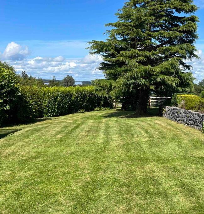 Hillcrest Lodge, Private Apartment On Lough Corrib, Oughterard Galway Exteriér fotografie